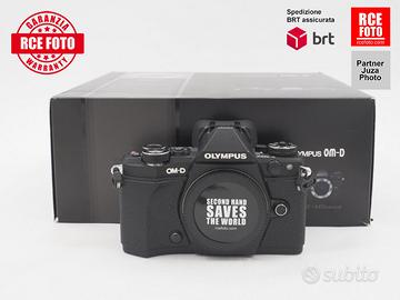 Olympus OM-D E-M5 II