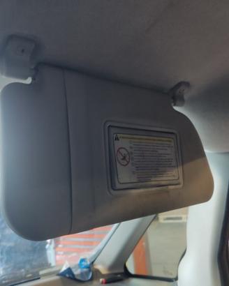 Aletta parasole destra PEUGEOT 1007 del 2006