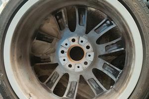 quattro cerchi in lega BMW  con gomme estive 