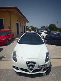 Alfa Romeo Giulietta 1.6 JTDm-2 105 CV tetto aprib