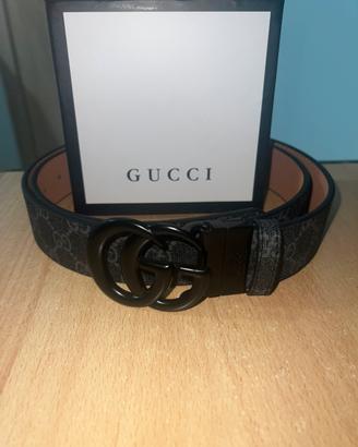 Cintura nera Gucci