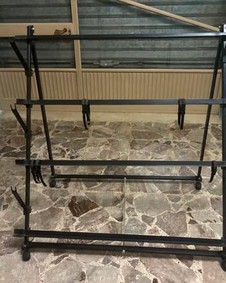 Espositore per 4  bici