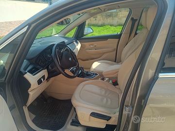 BMW 218d luxury