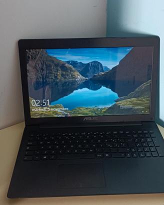  notebook portatile Asus F553M