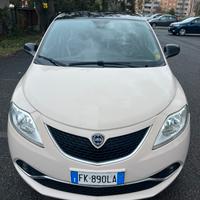 Lancia Y 2017 benzina gpl