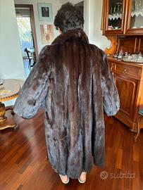 Pelliccia lunga in visone