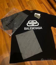 Maglia balenciaga unisex nera