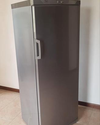 Congelatore verticale 6 cassetti
