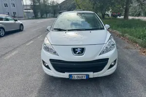 Peugoet 207 anno 2012