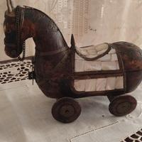 Cavallo in legno