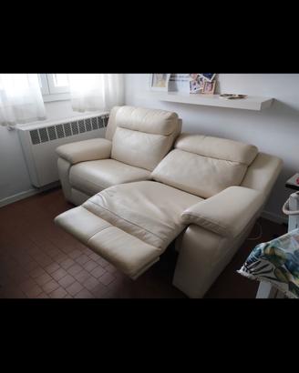 Divano poltrone e sofà in pelle sedute elettriche 