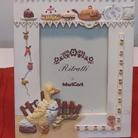 cornicetta NUOVA con decorazioni in rilievo