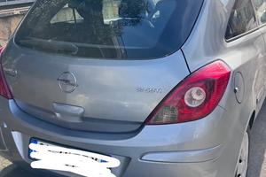 Opel Corsa D con motore 1.3 CDTI
