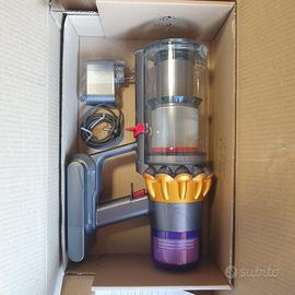 Dyson v15 NUOVA senza accessori
