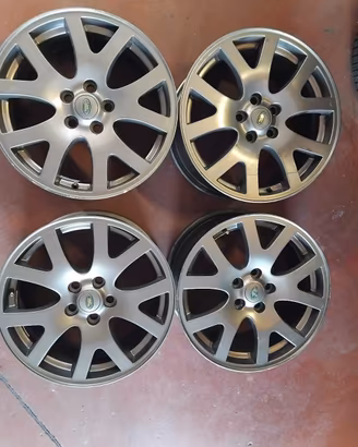 cerchi land rover  da 19  pollici 