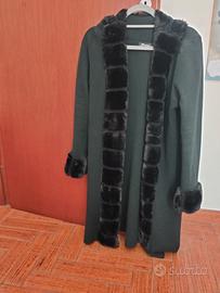 cappotto donna con inserti in pelliccia sintetica 