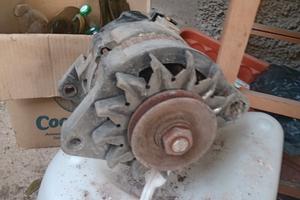 Alternatore per auto 