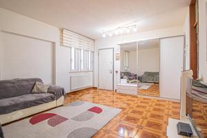 TRICAMERE IN PIENO CENTRO