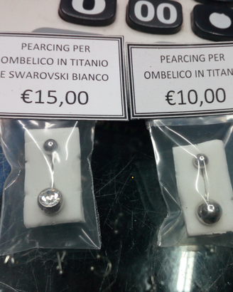 Piercing per ombelico in titanio