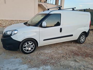Privato vende fiat doblò cargo maxi 105 Multijet