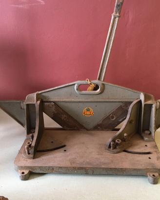 Utensile Tranciatrice Taglierina da banco Witox 