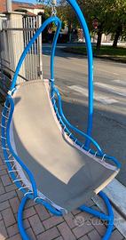 Sedia a dondolo sospesa