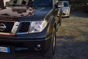 nissan navara d40 