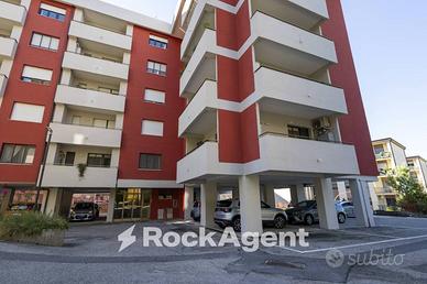 APPARTAMENTO AMPIA METRATURA IN CONTESTO PRIVATO