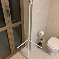 Appendi accappatoio e supporto per asciugamani da