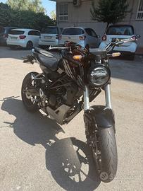 HONDA CB 125 R