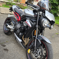 Triumph street triple r