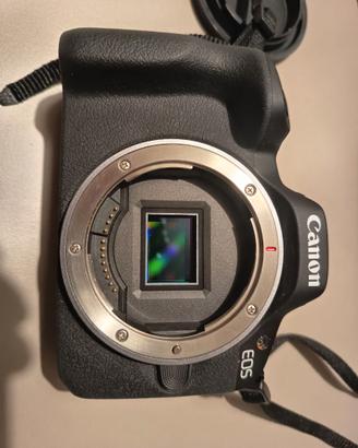 Canon EOS R50