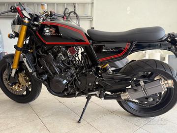 Honda Hornet - 2001 CAFE RACER