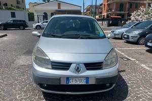 RENAULT Grand Scénic - 2005 Luxe Dynamic 1.9 DCi