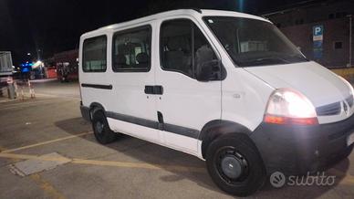 Renault master 9 posti