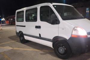 Renault master 9 posti