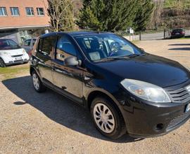 Dacia Sandero 1.4 8V GPL Lauréate