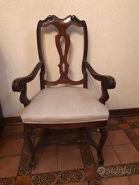 Coppia di poltrone in stile Queen Anne