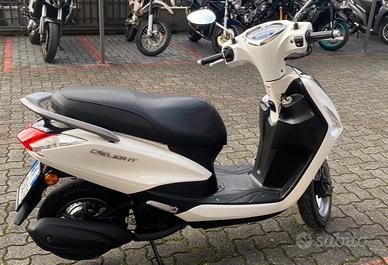Yamaha D’elight 125