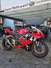 Suzuki GSX R 600 red yoshimura tua a 80€