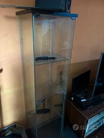 Vetrine stile negozio tattoo