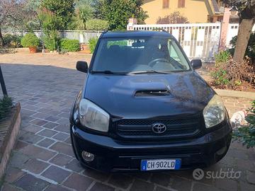 TOYOTA RAV4 - 3p Diesel Nera - Rara