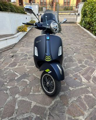 Vespa gts 300 hpe