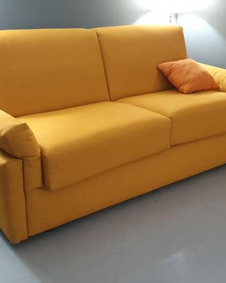 Divano letto di esposizione