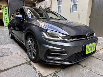 VW Golf 1.0 TSI * R-LINE *