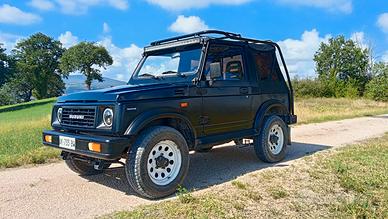 Suzuki samurai 