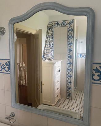 specchio con cornice
