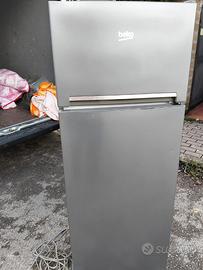 Frigorifero Beko libera installazione. Come nuovo