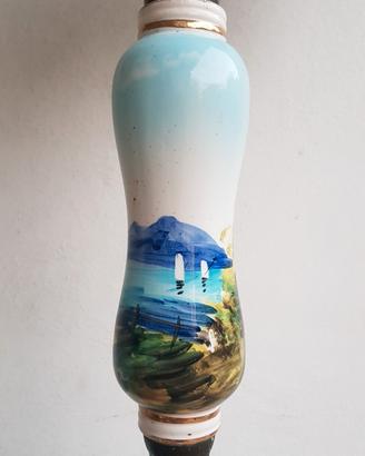 Rara lampada a stelo da terra .