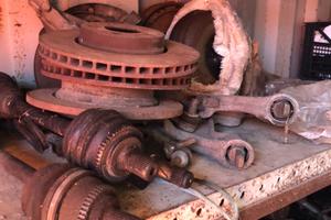 Ricambi per volvo S60del 2004-2005-2006 + 2 motori